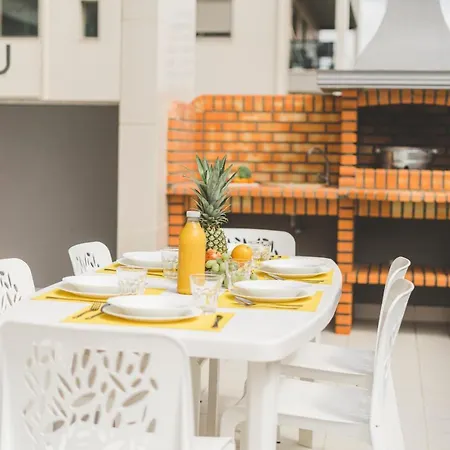 Best 94 - Family Surf Apartment