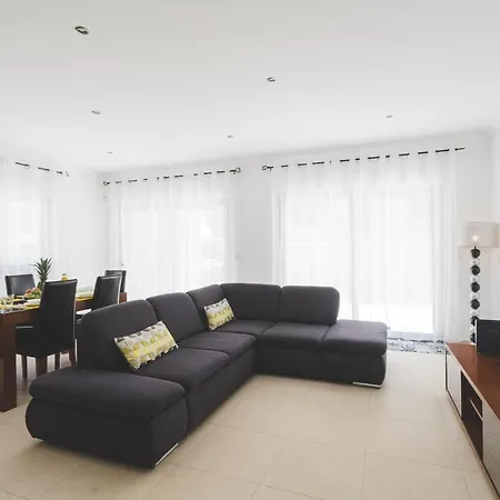 Best 94 - Family Surf Apartment *